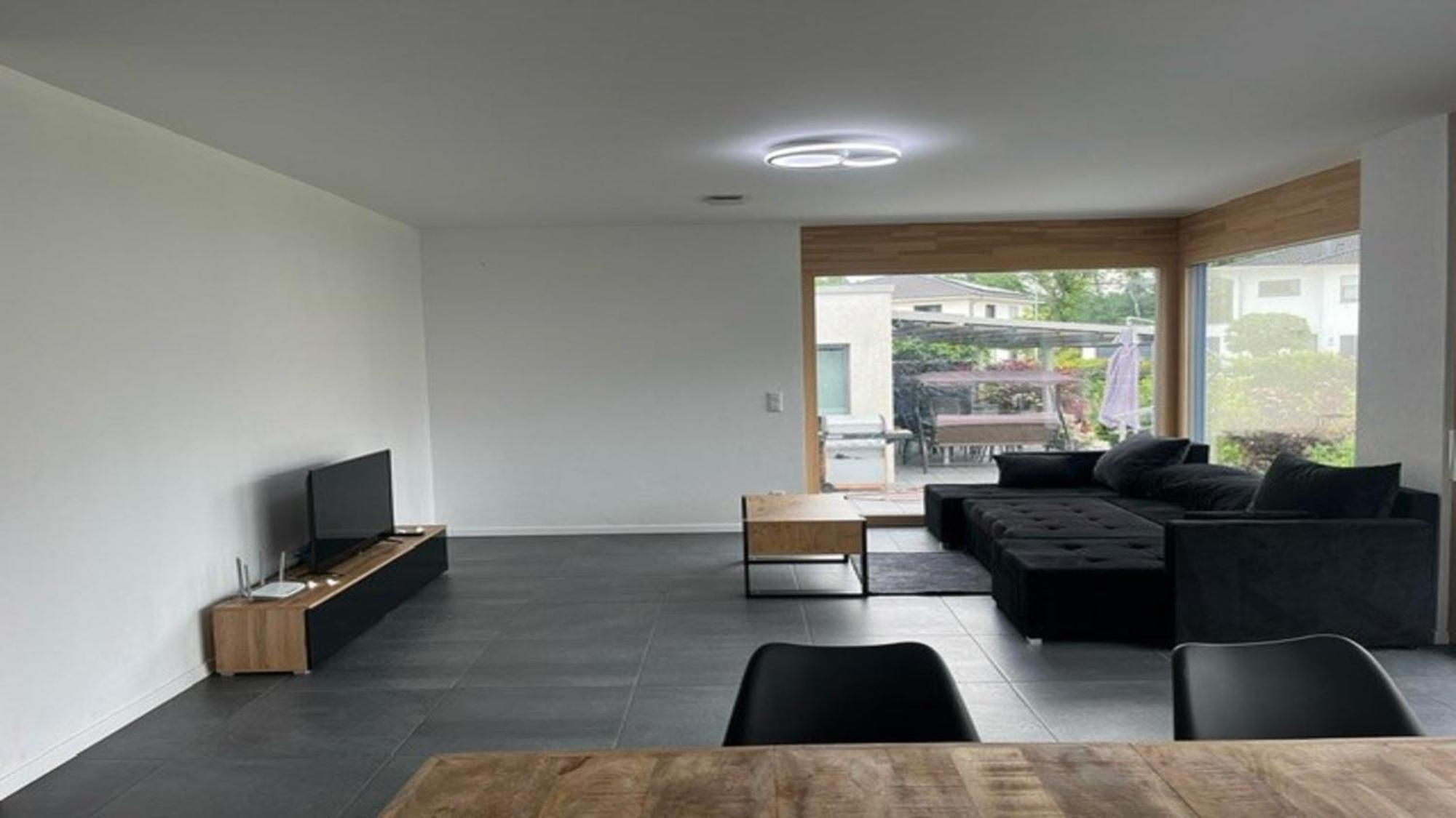 Moderne Ferienwohnung Sonnenbuehl Singen Eksteriør bilde